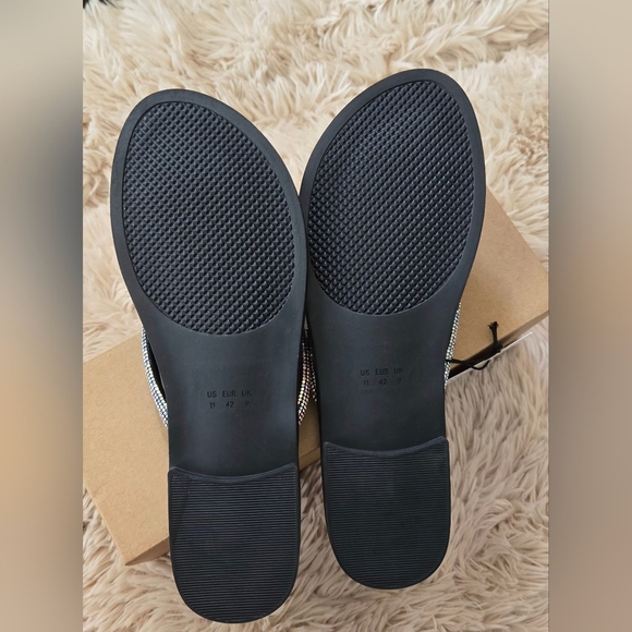 NianEr Womens Microfiber Leather Sparkly Dress Flip Flops #871 - Picture 3 of 12